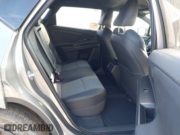 ✅ 2026 Toyota bZ Limited • VIN: JTMBCAEB2TA003190 • Lot: 44306547. Wystawiony na IAAI z przebiegiem 387 mil. Bezpłatny archiwum sprzedaży aukcyjnych z USA i szczegółowy raport historii pojazdu na DreamBid. Zdjęcie 8.