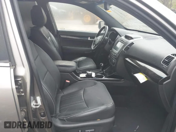 ✅ 2014 Kia Sorento SX • VIN: 5XYKW4A75EG440789 • Lot: 41937425. Wystawiony na IAAI z przebiegiem 103 104 mil. Bezpłatny archiwum sprzedaży aukcyjnych z USA i szczegółowy raport historii pojazdu na DreamBid. Zdjęcie 5.