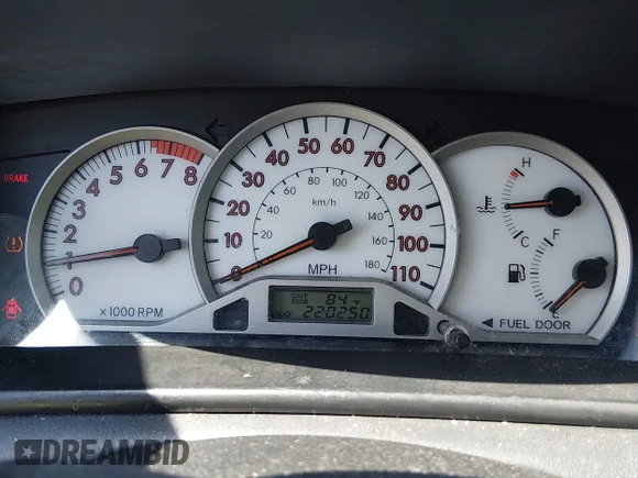 ✅ 2005 Toyota Corolla LE • VIN: 2T1BR32E15C416354 • Lot: 45485610. Wystawiony na IAAI z przebiegiem 220 250 mil. Bezpłatny archiwum sprzedaży aukcyjnych z USA i szczegółowy raport historii pojazdu na DreamBid. Zdjęcie 7.
