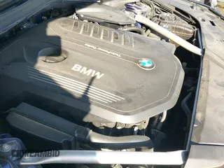 ✅ 2019 BMW 6 Series 640i xDrive • VIN: WBAJV6C52KBK08272 • Lot: 43794736. Wystawiony na IAAI z przebiegiem 51 710 mil. Bezpłatny archiwum sprzedaży aukcyjnych z USA i szczegółowy raport historii pojazdu na DreamBid. Zdjęcie 20.