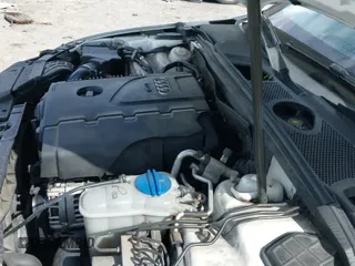 ✅ 2014 Audi A4 Premium • VIN: WAUBFAFLXEN002358 • Lot: 42676477. Wystawiony na IAAI z przebiegiem 192 754 mil. Bezpłatny archiwum sprzedaży aukcyjnych z USA i szczegółowy raport historii pojazdu na DreamBid. Zdjęcie 12.