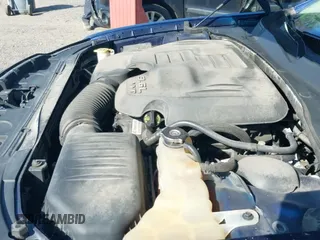 ✅ 2016 Chrysler 300 Limited • VIN: 2C3CCARG4GH270577 • Lot: 42552494. Wystawiony na IAAI z przebiegiem 168 344 mil. Bezpłatny archiwum sprzedaży aukcyjnych z USA i szczegółowy raport historii pojazdu na DreamBid. Zdjęcie 20.