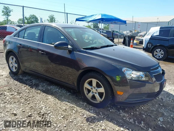 ✅ 2014 Chevrolet Cruze 1LT • VIN: 1G1PC5SB4E7421714 • Lot: 45248259. Listed on IAAI with 96,781 mi. Free auction sales archive from the USA and detailed vehicle history report at DreamBid. Image 1.