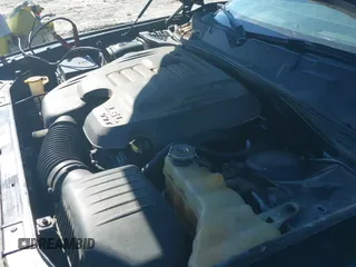 ✅ 2014 Dodge Challenger SXT • VIN: 2C3CDYAG1EH229824 • Lot: 41749410. Wystawiony na IAAI z przebiegiem 103 079 mil. Bezpłatny archiwum sprzedaży aukcyjnych z USA i szczegółowy raport historii pojazdu na DreamBid. Zdjęcie 20.