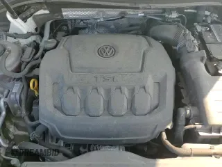 ✅ 2021 Volkswagen Tiguan SE • VIN: 3VV2B7AX3MM098596 • Lot: 87100975. Listed on Copart with 52,291 mi. Free auction sales archive from the USA and detailed vehicle history report at DreamBid. Image 15.