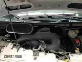 ✅ 2018 Ford Transit • VIN: 1FDYR2CM0JKA75589 • Lot: 48477245. Wystawiony na Copart z przebiegiem 65 267 mil. Bezpłatny archiwum sprzedaży aukcyjnych z USA i szczegółowy raport historii pojazdu na DreamBid. Zdjęcie 15.