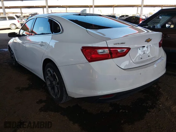 ✅ 2024 Chevrolet Malibu LT • VIN: 1G1ZD5ST3RF132687 • Lot: 44139651. Wystawiony na IAAI z przebiegiem 62 895 mil. Bezpłatny archiwum sprzedaży aukcyjnych z USA i szczegółowy raport historii pojazdu na DreamBid. Zdjęcie 3.