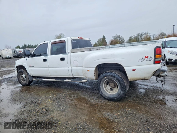 ✅ 2006 GMC Sierra 3500 DRW Work Trk • VIN: 1GTJK33276F110935 • Лот: 78325095. Опубліковано раніше на Copart з пробігом 301 787 миль. Безкоштовний доступ до архіву аукціонних продажів зі США та докладний звіт про історію автомобіля на DreamBid. Зображення 2.