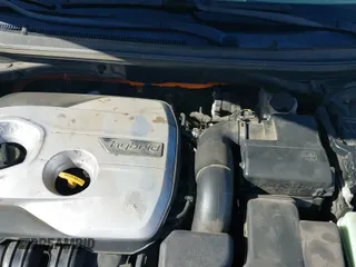 ✅ 2017 Hyundai Sonata • VIN: KMHE14L26HA074323 • Lot: 43610223. Wystawiony na IAAI z przebiegiem 160 950 mil mil. Skorzystaj z bezpłatnego archiwum sprzedaży aukcyjnych z USA i zobacz szczegółowy raport historii pojazdu na DreamBid. Zdjęcie 19.