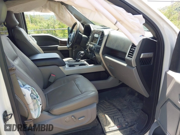 ✅ 2016 Ford F-150 Lariat • VIN: 1FTEW1EGXGFA84108 • Lot: 44993160. Wystawiony na IAAI z przebiegiem 156 709 mil. Bezpłatny archiwum sprzedaży aukcyjnych z USA i szczegółowy raport historii pojazdu na DreamBid. Zdjęcie 5.