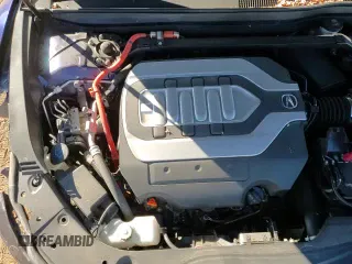 ✅ 2018 Acura RLX Hybrid Sport • VIN: JH4KC2F94JC000597 • Lot: 47375705. Wystawiony na Copart z przebiegiem 79 565 mil. Bezpłatny archiwum sprzedaży aukcyjnych z USA i szczegółowy raport historii pojazdu na DreamBid. Zdjęcie 13.