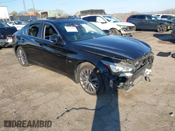 ✅ 2019 Infiniti Q50 Luxe • VIN: JN1EV7AR2KM550828 • Lot: 44792950. Wystawiony na IAAI z przebiegiem 64 497 mil. Bezpłatny archiwum sprzedaży aukcyjnych z USA i szczegółowy raport historii pojazdu na DreamBid. Zdjęcie 1.