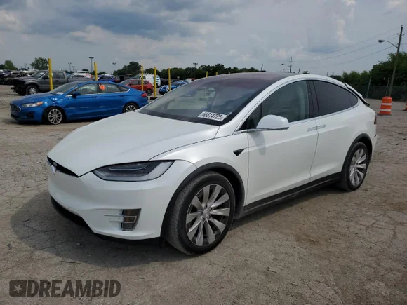 ✅ 2019 Tesla Model X 75D • VIN: 5YJXCDE25KF181219 • Лот: 66814725. Опубликован ранее на Copart с пробегом 51 050 миль. Бесплатный доступ к архиву аукционных продаж из США и подробный отчёт об истории автомобиля на DreamBid. Изображение 1.