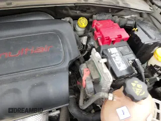 ✅ 2019 Jeep Renegade Sport • VIN: ZACNJAABXKPK10530 • Лот: 81735965. Опубликован ранее на Copart с пробегом 77 159 миль. Бесплатный доступ к архиву аукционных продаж из США и подробный отчёт об истории автомобиля на DreamBid. Изображение 14.