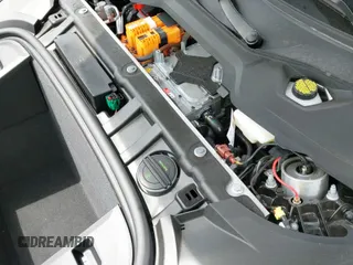 ✅ 2023 Porsche Taycan GTS • VIN: WP0AD2Y13PSA48174 • Lot: 42063961. Listed on IAAI with 2,322 mi. Free auction sales archive from the USA and detailed vehicle history report at DreamBid. Image 21.