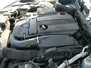 ✅ 2013 Mercedes-Benz SLK 250 • VIN: WDDPK4HA9DF057092 • Lot: 42032120. Wystawiony na IAAI z przebiegiem 142 991 mil. Bezpłatny archiwum sprzedaży aukcyjnych z USA i szczegółowy raport historii pojazdu na DreamBid. Zdjęcie 19.