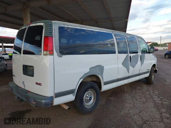 ✅ 1998 GMC Savana • VIN: 1GJHG39RXW1037117 • Lot: 43273858. Listed on IAAI with 336,752 mi. Free auction sales archive from the USA and detailed vehicle history report at DreamBid. Image 4.