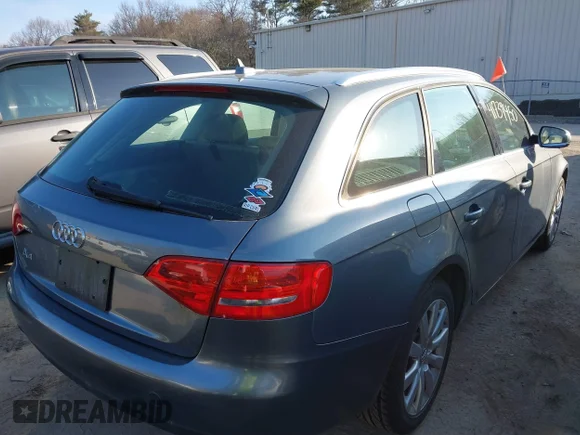 ✅ 2012 Audi A4 Premium • VIN: WAUSFAFL5CA112285 • Лот: 41739450. Опубліковано раніше на IAAI з пробігом 104 196 миль. Безкоштовний доступ до архіву аукціонних продажів зі США та докладний звіт про історію автомобіля на DreamBid. Зображення 4.