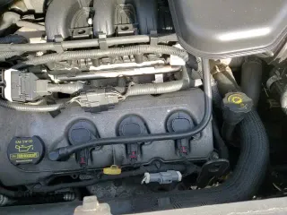 ✅ 2009 Ford Edge Limited • VIN: 2FMDK39C49BA95633 • Lot: 82395544. Listed on Copart with 82,690 mi. Free auction sales archive from the USA and detailed vehicle history report at DreamBid. Image 13.