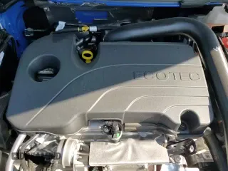 ✅ 2025 Chevrolet Equinox AWD ACTIV • VIN: 3GNAXSEG6SL223190 • Lot: 62181745. Wystawiony na Copart z przebiegiem 3 898 mil. Bezpłatny archiwum sprzedaży aukcyjnych z USA i szczegółowy raport historii pojazdu na DreamBid. Zdjęcie 16.