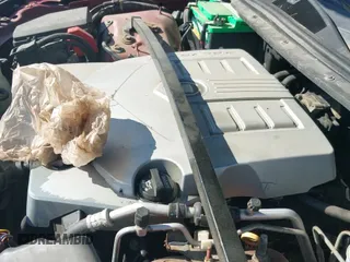 ✅ 2008 Cadillac SRX AWD • VIN: 1GYEE437X80198325 • Lot: 42984121. Wystawiony na IAAI z przebiegiem 206 337 mil. Bezpłatny archiwum sprzedaży aukcyjnych z USA i szczegółowy raport historii pojazdu na DreamBid. Zdjęcie 16.