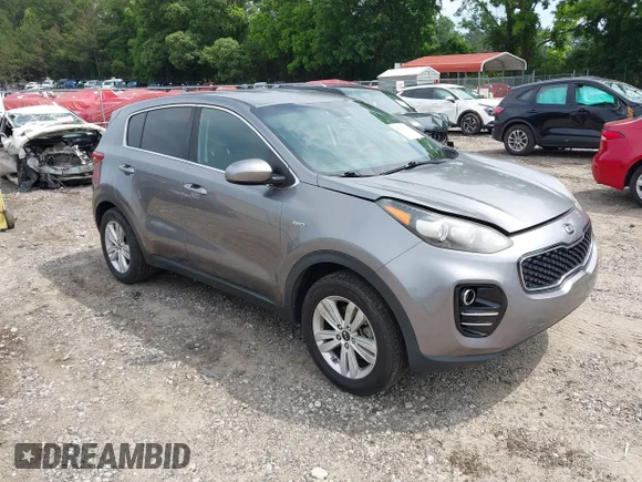 ✅ 2018 Kia Sportage LX • VIN: KNDPMCAC7J7371016 • Lot: 45237301. Wystawiony na IAAI z przebiegiem 137 215 mil. Bezpłatny archiwum sprzedaży aukcyjnych z USA i szczegółowy raport historii pojazdu na DreamBid. Zdjęcie 1.