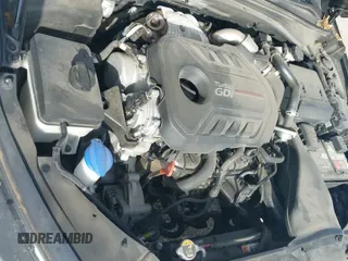 ✅ 2019 Kia Optima SX • VIN: 5XXGW4L29KG290421 • Lot: 42761230. Wystawiony na IAAI z przebiegiem 76 679 mil. Bezpłatny archiwum sprzedaży aukcyjnych z USA i szczegółowy raport historii pojazdu na DreamBid. Zdjęcie 18.