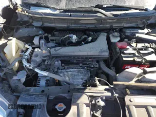 ✅ 2018 Nissan Rogue S • VIN: 5N1AT2MT8JC709881 • Lot: 91197605. Wystawiony na Copart z przebiegiem 61 737 mil. Bezpłatny archiwum sprzedaży aukcyjnych z USA i szczegółowy raport historii pojazdu na DreamBid. Zdjęcie 16.