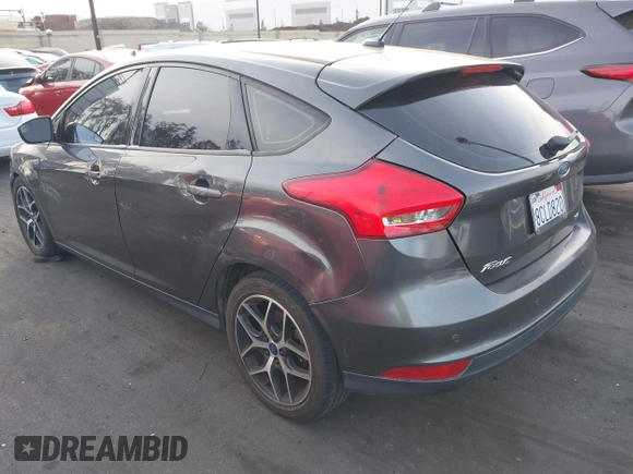 ✅ 2018 Ford Focus SEL • VIN: 1FADP3M21JL241162 • Lot: 44190791. Wystawiony na IAAI z przebiegiem 132 036 mil. Bezpłatny archiwum sprzedaży aukcyjnych z USA i szczegółowy raport historii pojazdu na DreamBid. Zdjęcie 3.