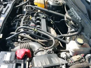 ✅ 2010 Ford Escape XLT • VIN: 1FMCU0D70AKB41824 • Lot: 43263123. Wystawiony na IAAI z przebiegiem 121 884 mil. Bezpłatny archiwum sprzedaży aukcyjnych z USA i szczegółowy raport historii pojazdu na DreamBid. Zdjęcie 13.