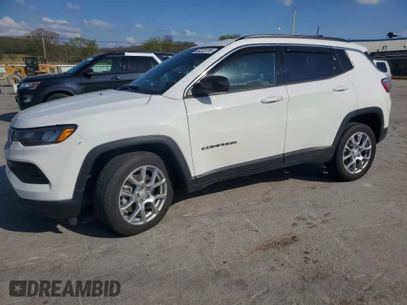 ✅ 2024 Jeep Compass Latitude Lux • VIN: 3C4NJDFN3RT126608 • Lot: 48232726. Listed on Copart with 19,596 mi. Free auction sales archive from the USA and detailed vehicle history report at DreamBid. Image 1.