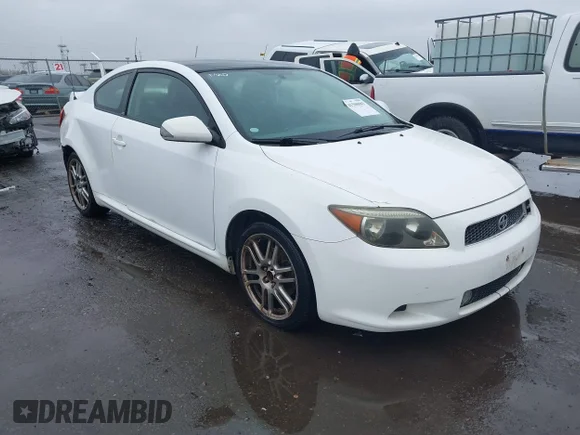 ✅ 2006 Scion tC • VIN: JTKDE177460085390 • Лот: 41500083. Опубліковано раніше на IAAI з пробігом 208 319 миль. Безкоштовний доступ до архіву аукціонних продажів зі США та докладний звіт про історію автомобіля на DreamBid. Зображення 1.