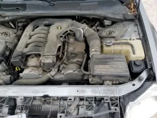 2005 Dodge Magnum SE с VIN 2D8FV48V85H151563, выставлен на аукционе Copart как лот 85822614 с пробегом 192 811 миль миль и Чистый • Clean title. История ставок и продаж доступна на DreamBid. Изображение 15.