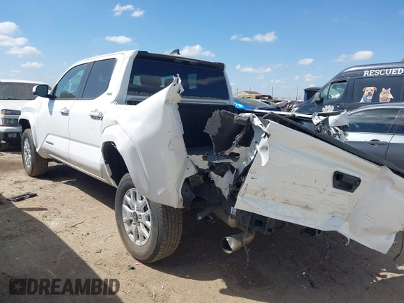 ✅ 2024 Toyota Tacoma SR5 • VIN: 3TYKB5FN6RT008427 • Lot: 43122792. Wystawiony na IAAI z przebiegiem 36 967 mil. Bezpłatny archiwum sprzedaży aukcyjnych z USA i szczegółowy raport historii pojazdu na DreamBid. Zdjęcie 3.