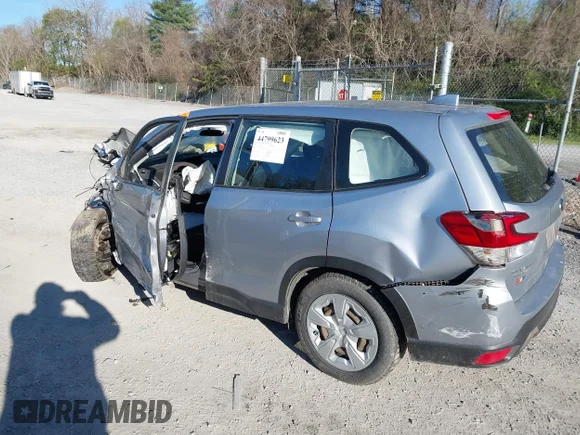 ✅ 2019 Subaru Forester • VIN: JF2SKAAC0KH493895 • Lot: 44799623. Wystawiony na IAAI z przebiegiem Nie podano. Bezpłatny archiwum sprzedaży aukcyjnych z USA i szczegółowy raport historii pojazdu na DreamBid. Zdjęcie 3.