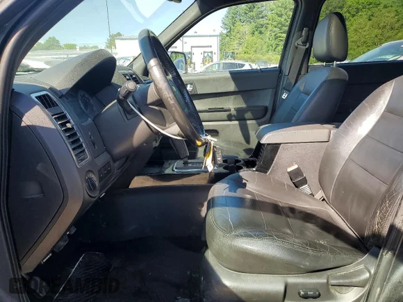 ✅ 2008 Ford Escape Limited • VIN: 1FMCU94168KE82185 • Lot: 56415716. Wystawiony na Copart z przebiegiem 114 442 mil. Bezpłatny archiwum sprzedaży aukcyjnych z USA i szczegółowy raport historii pojazdu na DreamBid. Zdjęcie 7.