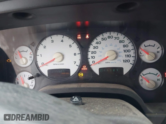 ✅ 2003 Dodge 1500 ST • VIN: 1D7HU16DX3J662406 • Lot: 44184087. Wystawiony na IAAI z przebiegiem 255 527 mil. Bezpłatny archiwum sprzedaży aukcyjnych z USA i szczegółowy raport historii pojazdu na DreamBid. Zdjęcie 7.