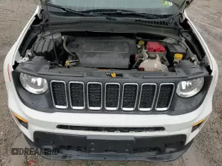 ✅ 2019 Jeep Renegade Sport • VIN: ZACNJBAB1KPJ77469 • Lot: 84363865. Wystawiony na Copart z przebiegiem 89 218 mil. Bezpłatny archiwum sprzedaży aukcyjnych z USA i szczegółowy raport historii pojazdu na DreamBid. Zdjęcie 14.