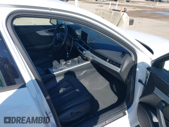 ✅ 2018 Audi A4 Premium • VIN: WAUDNAF40JA169852 • Lot: 43756231. Wystawiony na IAAI z przebiegiem 70 957 mil. Bezpłatny archiwum sprzedaży aukcyjnych z USA i szczegółowy raport historii pojazdu na DreamBid. Zdjęcie 5.