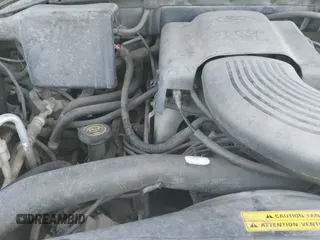 ✅ 1998 Ford Expedition XLT • VIN: 1FMRU1762WLC11697 • Lot: 42386716. Listed on IAAI with 239,848 mi. Free auction sales archive from the USA and detailed vehicle history report at DreamBid. Image 19.