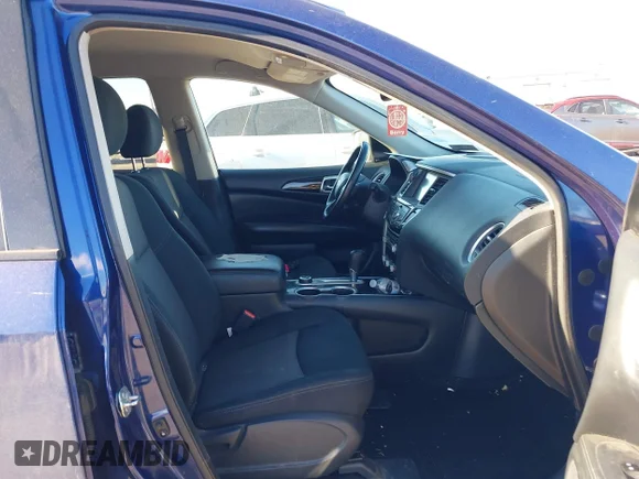 ✅ 2019 Nissan Pathfinder SV • VIN: 5N1DR2MM4KC592029 • Lot: 44305260. Wystawiony na IAAI z przebiegiem 138 688 mil. Bezpłatny archiwum sprzedaży aukcyjnych z USA i szczegółowy raport historii pojazdu na DreamBid. Zdjęcie 5.