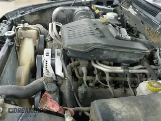 2008 Dodge Dakota with VIN 1D7HW78NX8S564769, listed as a IAAI auction lot 42717548 with 217,290 mi miles and . Bid and sale history available at DreamBid. Image 12.