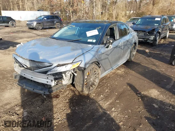 ✅ 2020 Toyota Camry XSE • VIN: 4T1K61AK7LU301645 • Lot: 44004938. Wystawiony na IAAI z przebiegiem 77 157 mil. Bezpłatny archiwum sprzedaży aukcyjnych z USA i szczegółowy raport historii pojazdu na DreamBid. Zdjęcie 2.