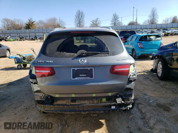 ✅ 2018 Mercedes-Benz GLC 300 • VIN: WDC0G4KB9JV076297 • Lot: 44539223. Wystawiony na Copart z przebiegiem Nie podano. Bezpłatny archiwum sprzedaży aukcyjnych z USA i szczegółowy raport historii pojazdu na DreamBid. Zdjęcie 6.
