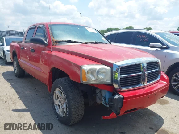 ✅ 2007 Dodge Dakota SLT • VIN: 1D7HW48P27S199907 • Lot: 45450714. Listed on IAAI with 178,380 mi. Free auction sales archive from the USA and detailed vehicle history report at DreamBid. Image 1.