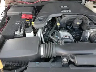 ✅ 2020 Jeep Gladiator Overland • VIN: 1C6HJTFG1LL130546 • Lot: 80891775. Wystawiony na Copart z przebiegiem 59 167 mil. Bezpłatny archiwum sprzedaży aukcyjnych z USA i szczegółowy raport historii pojazdu na DreamBid. Zdjęcie 14.