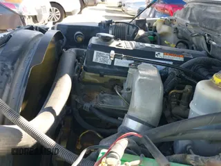 ✅ 2006 Dodge 2500 ST • VIN: 3D7KR26C46G290278 • Лот: 41685971. Опубликован ранее на IAAI с пробегом 192 582 миль. Бесплатный доступ к архиву аукционных продаж из США и подробный отчёт об истории автомобиля на DreamBid. Изображение 19.