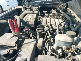 ✅ 2005 Toyota Sequoia Limited • VIN: 5TDZT38A55S250321 • Lot: 42974624. Listed on IAAI with 229,460 mi. Free auction sales archive from the USA and detailed vehicle history report at DreamBid. Image 12.