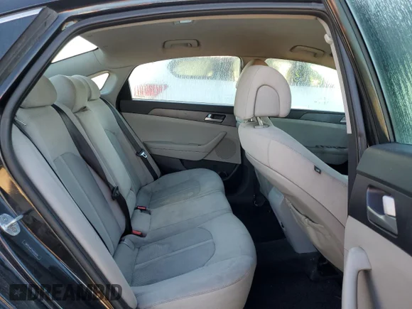 ✅ 2017 Hyundai Sonata SE • VIN: 5NPE24AF1HH459241 • Лот: 72787782. Опубліковано раніше на Copart з пробігом 116 739 миль. Безкоштовний доступ до архіву аукціонних продажів зі США та докладний звіт про історію автомобіля на DreamBid. Зображення 10.