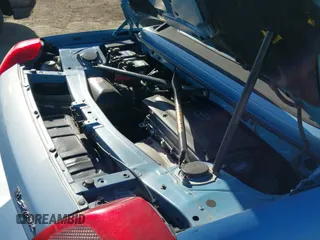 ✅ 2004 Toyota MR2 • VIN: JTDFR320440069794 • Лот: 43045831. Опубликован ранее на IAAI с пробегом 81 009 миль. Бесплатный доступ к архиву аукционных продаж из США и подробный отчёт об истории автомобиля на DreamBid. Изображение 19.